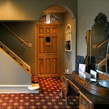 Creighton Manor Inn Bed&Breakfast Orillia Exterior foto
